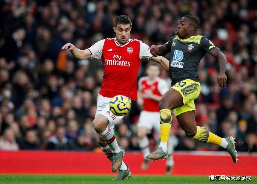 熊猫体育平台-波尔多主场逼平里尔，保持领先位置