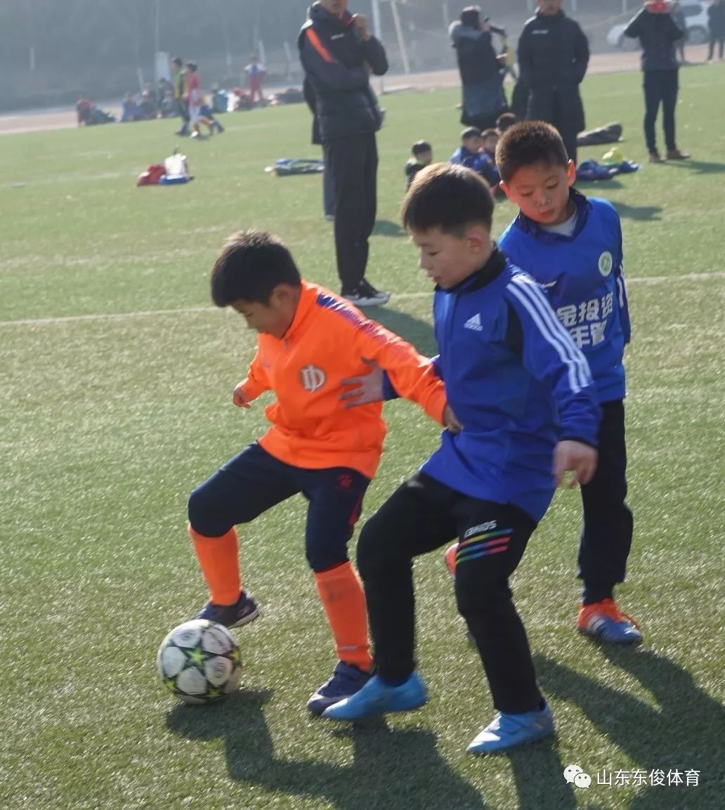 熊猫TV-一方队员斗志昂扬，成功击败对手的简单介绍