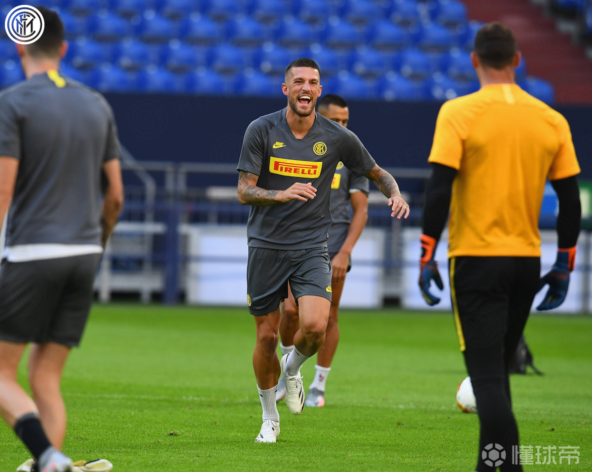 赫塔菲不甘示弱,积极备战下一场比赛 赫塔菲不甘示弱,积极备战下一场比赛