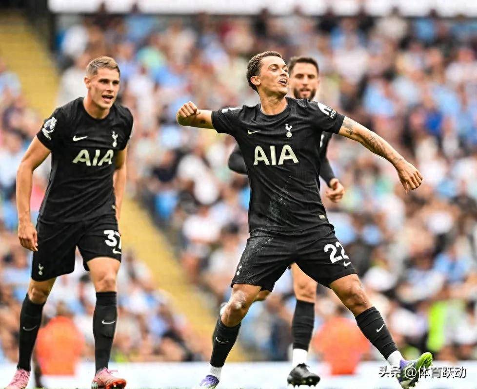 熊猫体育下载-曼城不敌阿森纳，遭遇赛季首败